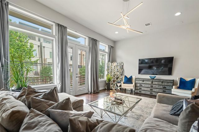 4413 Eli Street, Houston, TX 77007