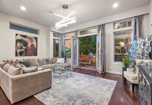 4413 Eli Street, Houston, TX 77007