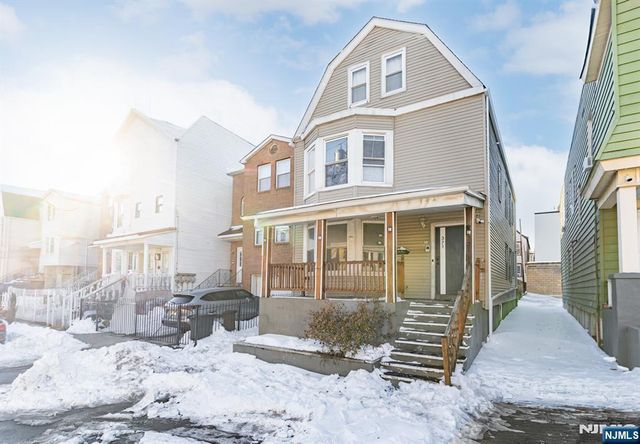 371 Badger Avenue, Newark, NJ 07112