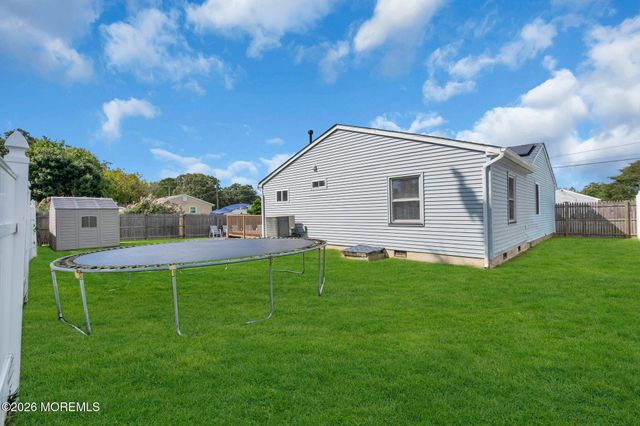 1001 Tampa Road, Forked River, NJ 08731