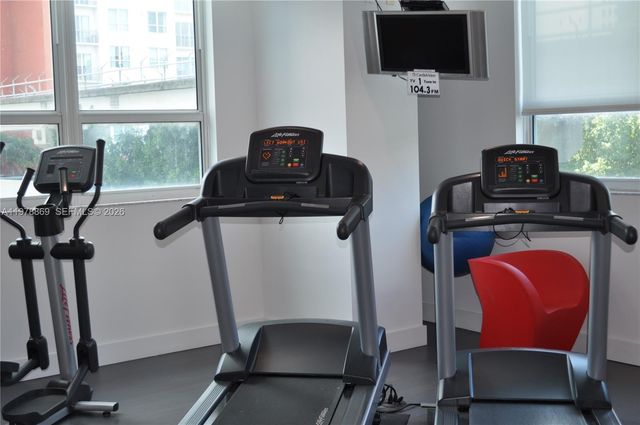 234 NE 3rd St 908, Miami, FL 33132