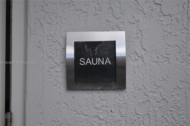 234 NE 3rd St 908, Miami, FL 33132