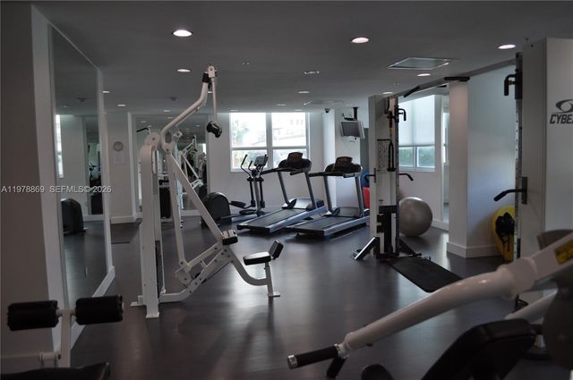 234 NE 3rd St 908, Miami, FL 33132