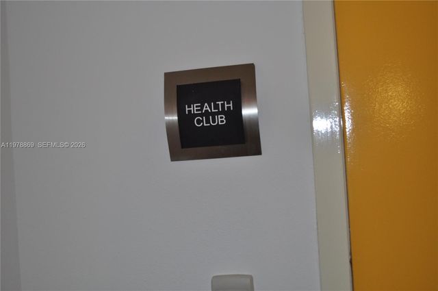 234 NE 3rd St 908, Miami, FL 33132