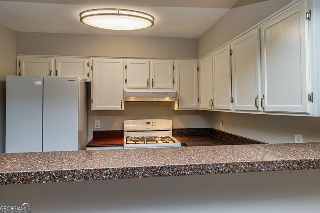 306 Ridgefield Drive, Peachtree City, GA 30269