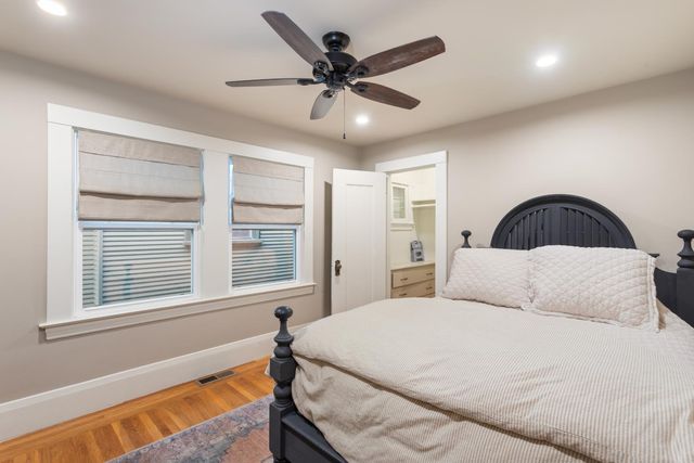 2530 T St, Sacramento, CA 95816