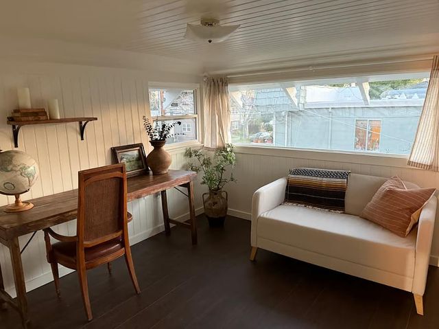 2530 T St, Sacramento, CA 95816