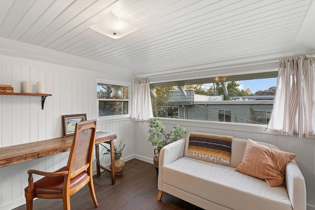 2530 T St, Sacramento, CA 95816