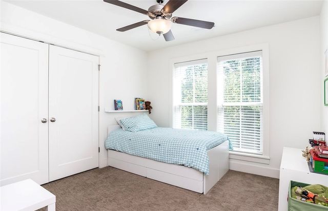 306 NW H Street, Bentonville, AR 72712