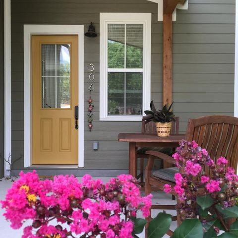 306 NW H Street, Bentonville, AR 72712