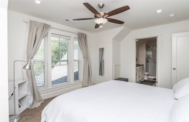 306 NW H Street, Bentonville, AR 72712