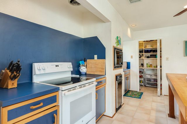 16708 Cormorant Road, Jamaica Beach, TX 77554