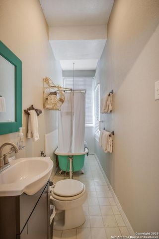 225 W Craig, San Antonio, TX 78212