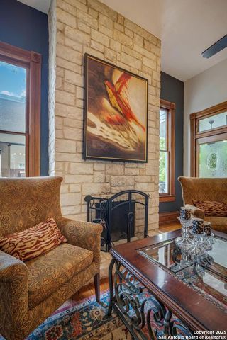 225 W Craig, San Antonio, TX 78212