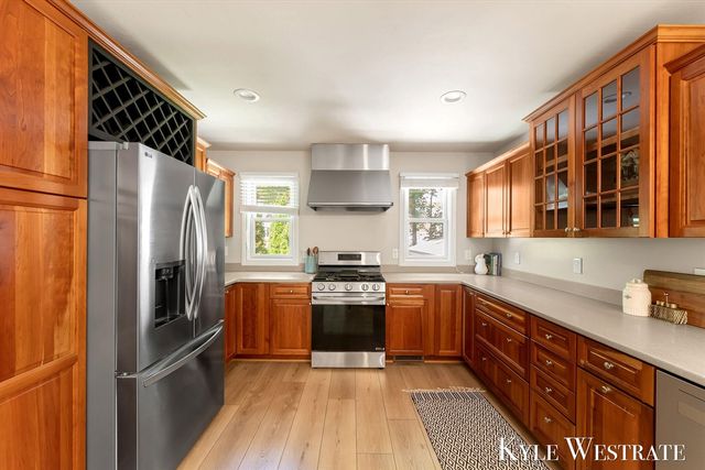 6334 Red Rock Court, Muskegon, MI 49444
