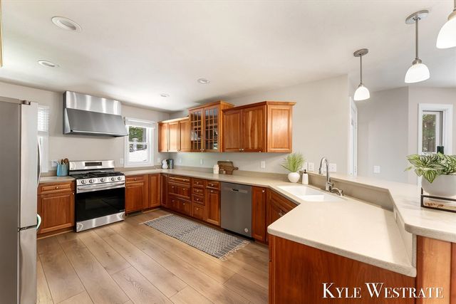 6334 Red Rock Court, Muskegon, MI 49444