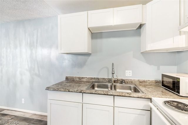 312 Orland Street 63, Las Vegas, NV 89107