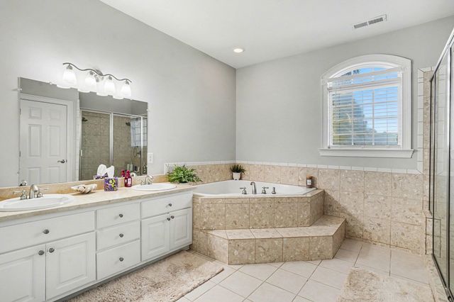 9127 Abingdon Dr., Myrtle Beach, SC 29579