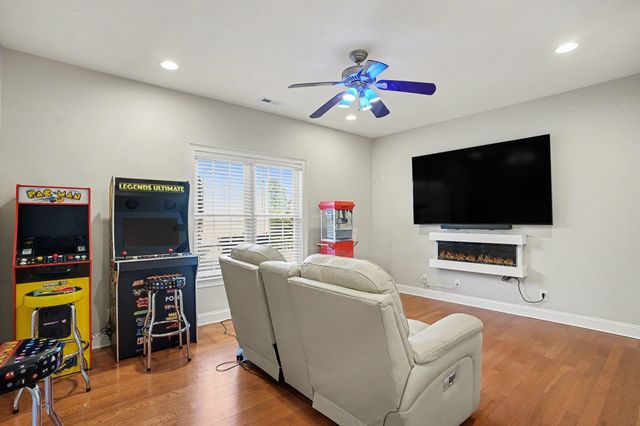 9127 Abingdon Dr., Myrtle Beach, SC 29579