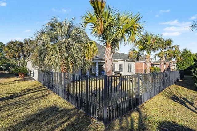 9127 Abingdon Dr., Myrtle Beach, SC 29579