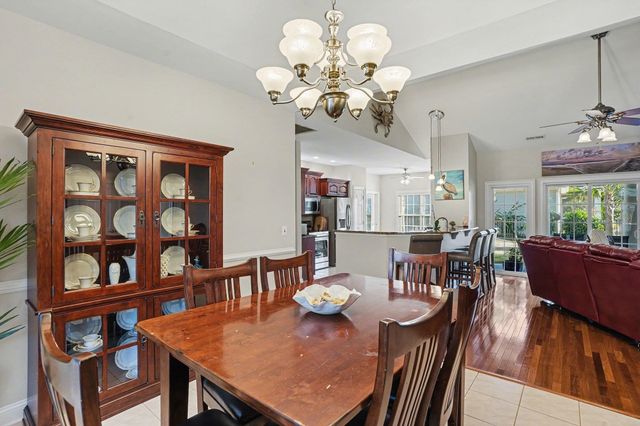 9127 Abingdon Dr., Myrtle Beach, SC 29579