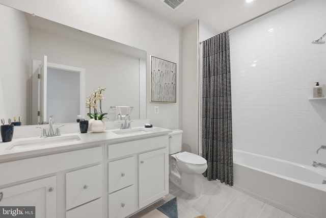 10454 VANBERG, Waldorf, MD 20603