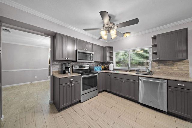 2147 Lone Rock Drive, Houston, TX 77339