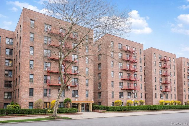 2400 E 3rd Street 526, Brooklyn, NY 11223