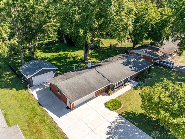 4128 Eckworth Drive, Bellbrook, OH 45305