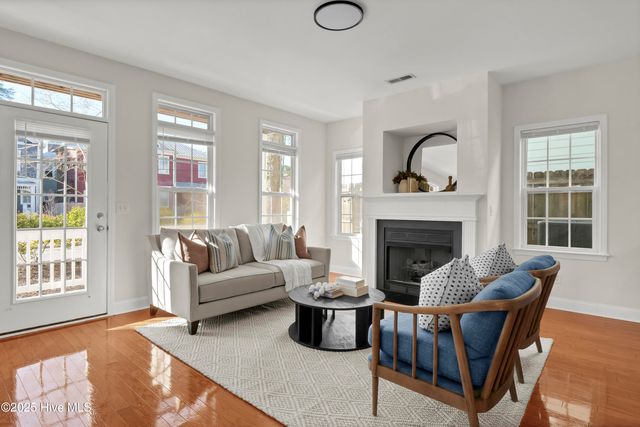 405 S 6th Street 1, Wilmington, NC 28401