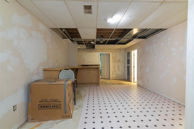 990 Centennial Avenue, Ypsilanti, MI 48198