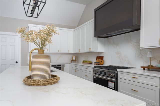 3750 Route 52, Stormville, NY 12582