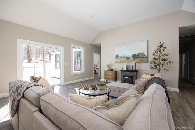 3750 Route 52, Stormville, NY 12582