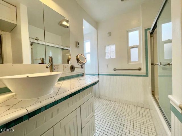 240 N Surfside Drive, Port Hueneme, CA 93041
