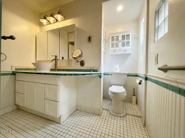 240 N Surfside Drive, Port Hueneme, CA 93041