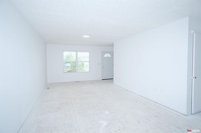 4129 W Thatcher Circle, Lincoln, NE 68528