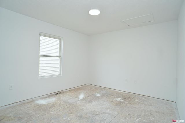 4129 W Thatcher Circle, Lincoln, NE 68528