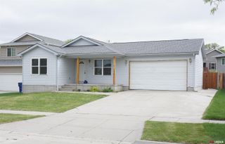 4129 W Thatcher Circle, Lincoln, NE 68528