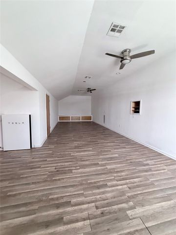 618 Sulphur Street, Houston, TX 77034