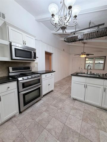 618 Sulphur Street, Houston, TX 77034