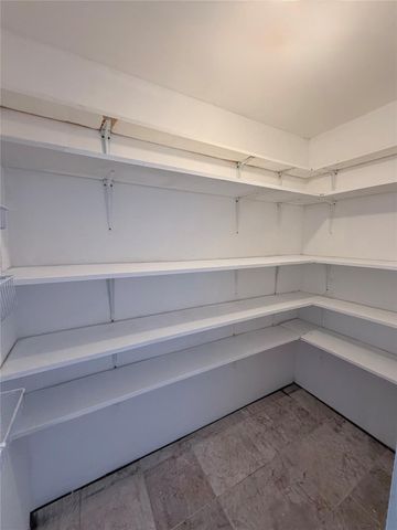 618 Sulphur Street, Houston, TX 77034