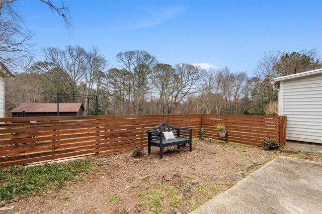 2014 S 16 Highway S, Carrollton, GA 30116