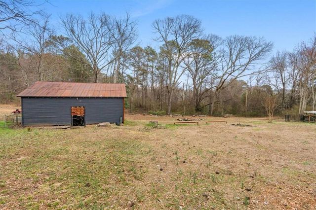 2014 S 16 Highway S, Carrollton, GA 30116