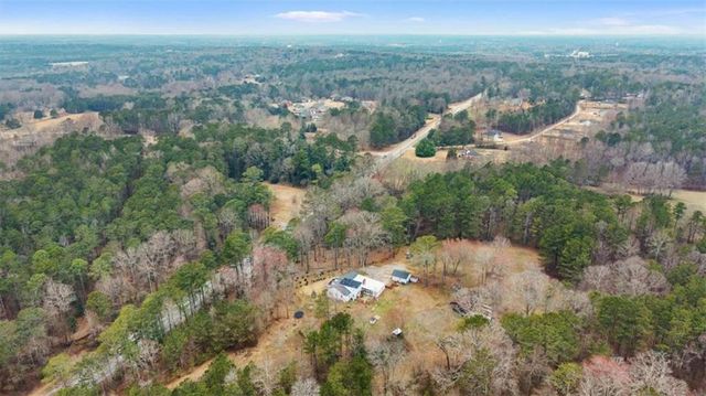 2014 S 16 Highway S, Carrollton, GA 30116