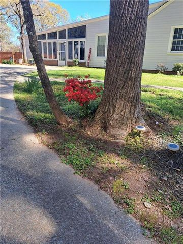 2014 S 16 Highway S, Carrollton, GA 30116