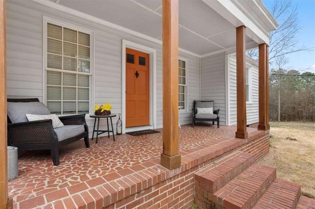 2014 S 16 Highway S, Carrollton, GA 30116