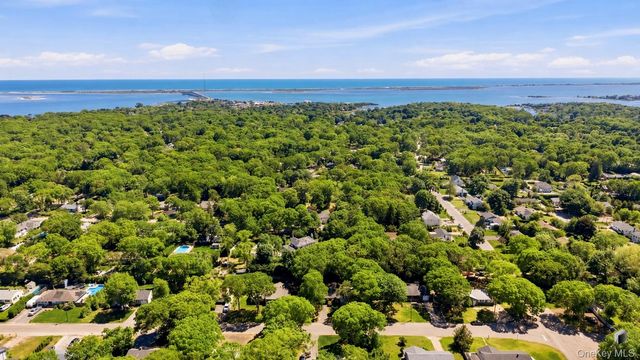17 Yale Drive, Hampton Bays, NY 11946
