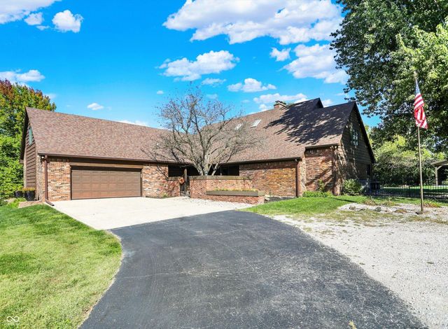 125 S 1100 E, Zionsville, IN 46077