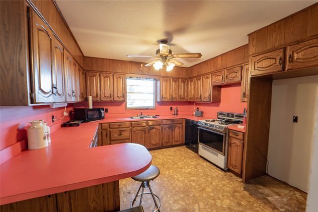 901 S Miller Street, Breckenridge, TX 76424