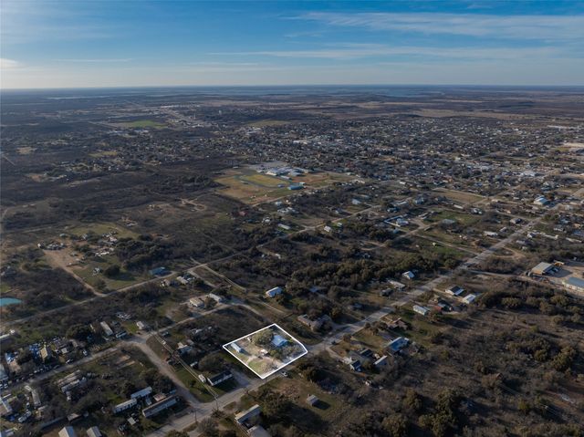 901 S Miller Street, Breckenridge, TX 76424